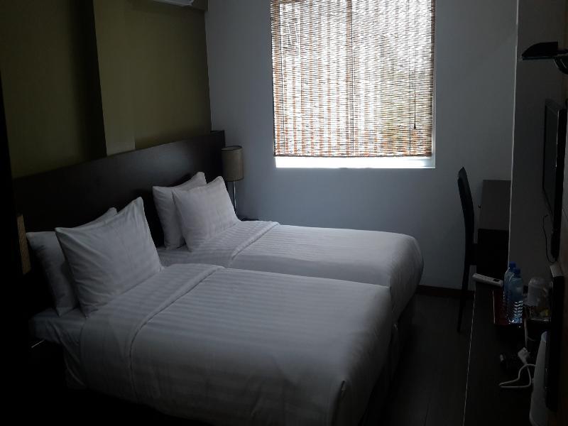 Newtown Inn Hulhumale Bagian luar foto